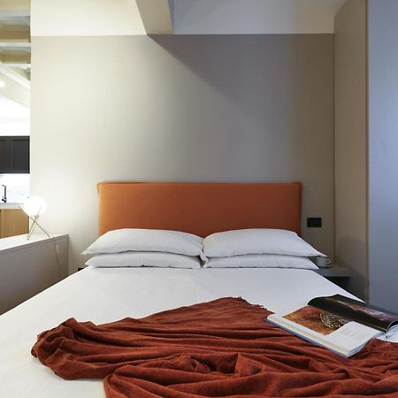 Contempora Apartments - Ampio Monolocale Medici 7 米兰 外观 照片
