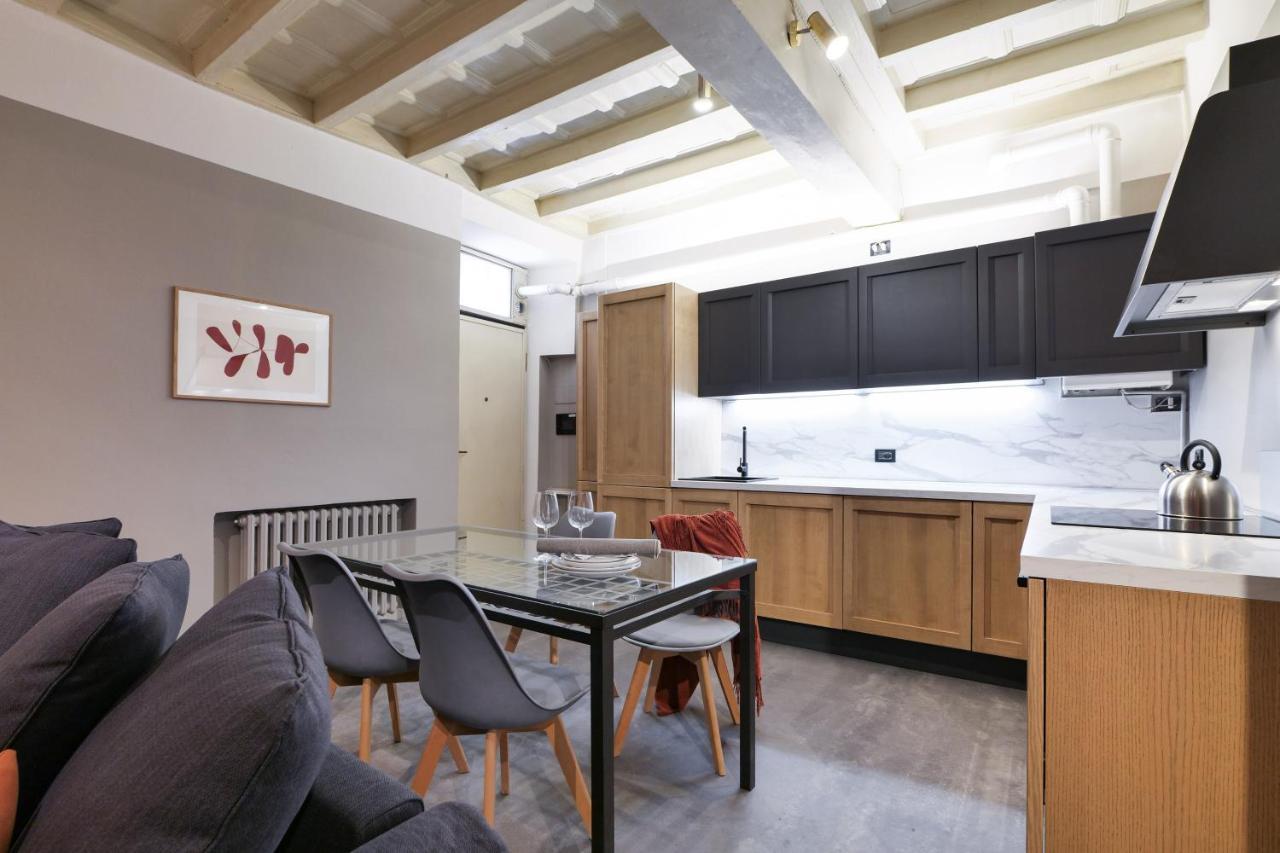 Contempora Apartments - Ampio Monolocale Medici 7 米兰 外观 照片